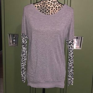 Victoria’s Secret Leopard print sleeve gray shirt